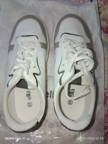 Tênis feminino