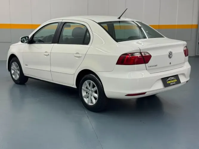 Volkswagen Voyage 1.0/1.0 City MI Total Flex 8V 4P 2013
