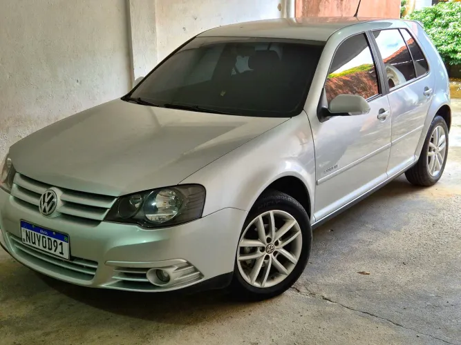 Volkswagen Golf Sportline 1.6 MI Total Flex 8V 4P 2010