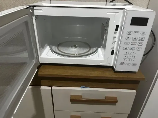 Microondas branco philco 