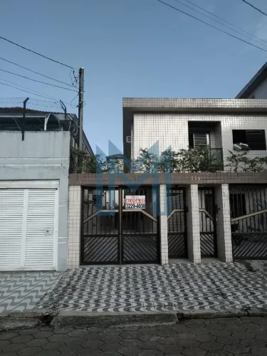 Sobrado para alugar na Rua Armando Sales de Oliveira Vl. Valença em São Vicente/SP