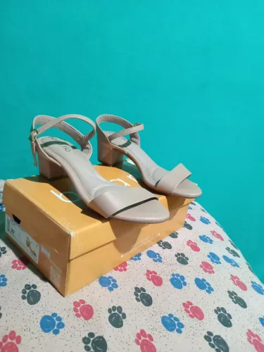 Vende-se 