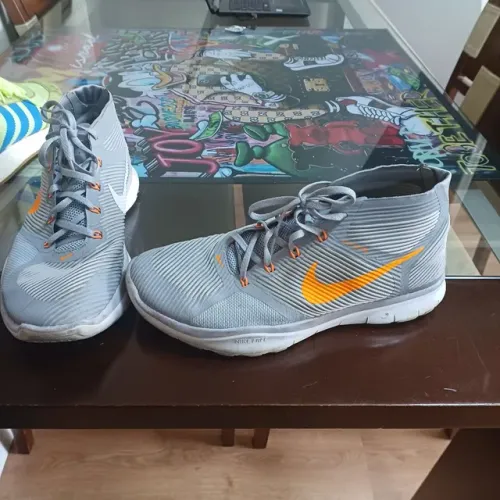 Tênis Nike número 43
