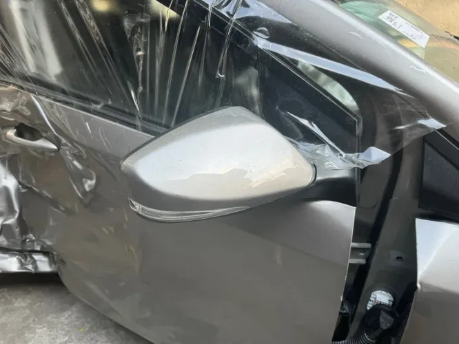 RETROVISOR DIREITO DE HYNDAI HB20 ELÉTRICO COM SETA ORIGINAL 