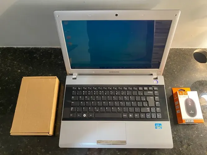 Notebook Samsung RV411/ novíssimo e com garantia 