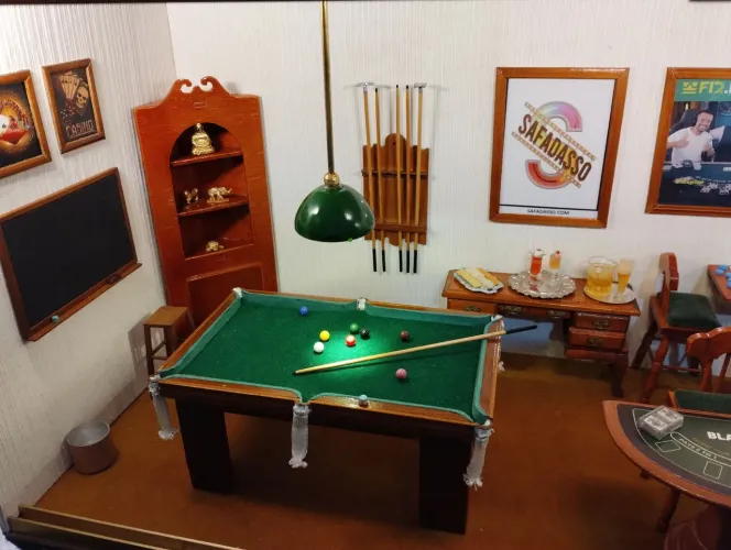 Miniatura "Salão de Jogos" para decoração com iluminação!