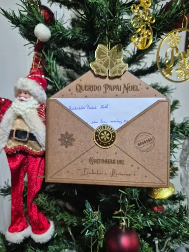 Enfeite natalino porta-cartinha para o Papai Noel