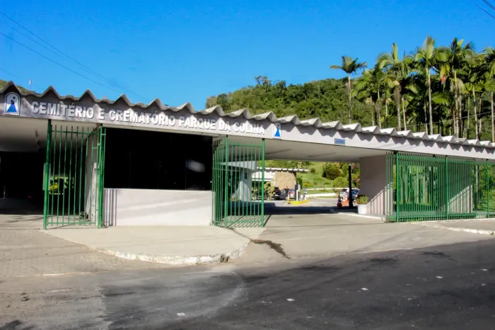 Jazigo Perpétuo no Parque da Colina - Niterói (Particular)