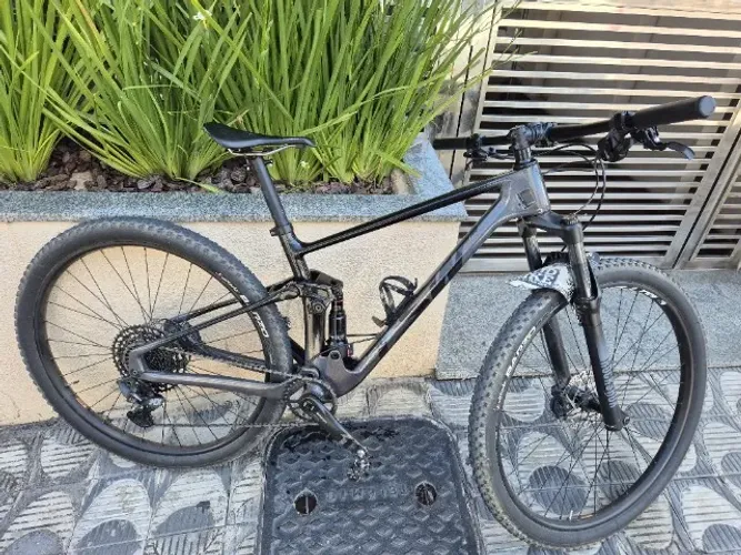 *Oportunidade* Full de Carbono ótimo estado Com upgrades TSW Full Quest 2023/24
