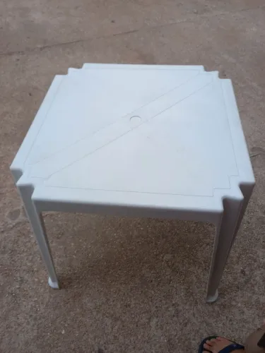 Mesa de Plástico Branca - jogo 330