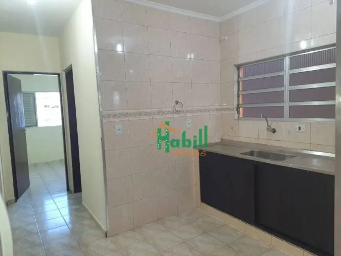 Sobrado para alugar, 107 m² por R$ 2.726,60/mês - Centro - Suzano/SP