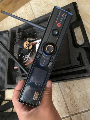 Microfone De Cabeça / transmissor Sem Fio Profissional Uhf Kadosh K-501m Preto