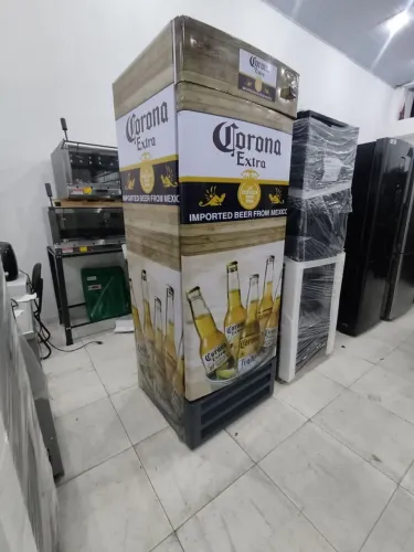 Geladeira Expositora Corona Extra