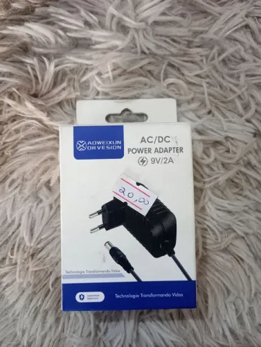 Fonte AC/DC 9V/2A