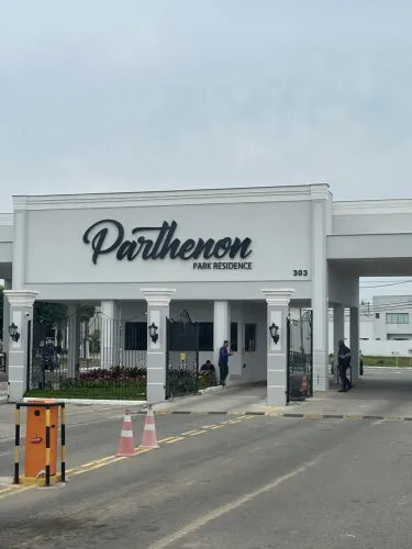 Terreno Parthenon / 450m2 / Esquina / R$ 235.000,00