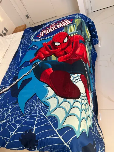Conjunto Edredon Homem Aranha Solteirão + 2 lençóis e 1 fronha de travesseiro 