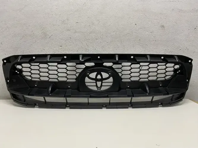 Grade Toyota Hilux 2009 2010 Novo Original 21092904