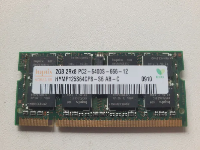 Memória RAM DDR2 2GB Hynix
