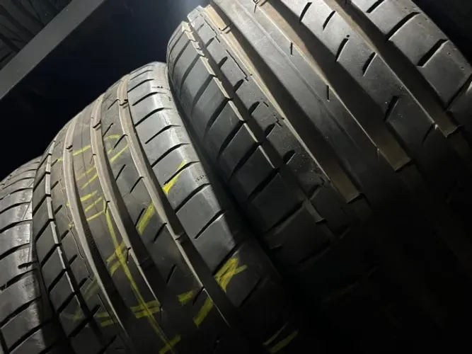 Pneu 215/50/17 a continental  95 % Vida util