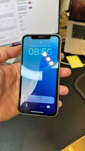iPhone 11 64 GB Original iOS 18.6.2 Muito Conservado