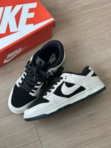 Nike Dunk Low - Preto e Branco