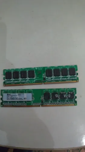 2x Memória RAM 512MB DDR2 PC2-4200U SMART - Total 1GB<br>