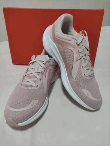 Tênis Nike Quest 5 - Feminino