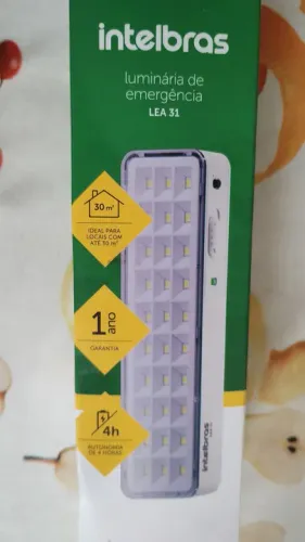 Luminária de Emergência Intelbras LEA 31 - 30m² - 1 ano de garantia