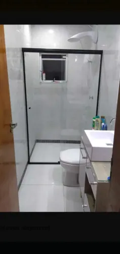 Box de vidro temperado  Espelhos Cortinas de vidro Manutenção de vidros em geral 