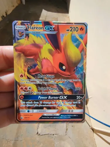 Carta Pokémon Flareon GX Original