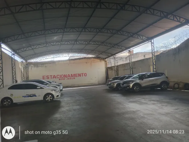 Galpão no Centro 14x30 450 metros quadrados 