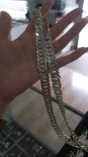 Corrente cordão 