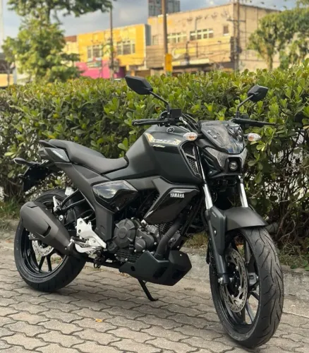 Yamaha Fz15 150 fazer flex 2025 - Entrada R$ 750 + 48X R$ 750