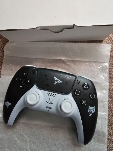 N faço menos Controle ps5 edicao the last of us