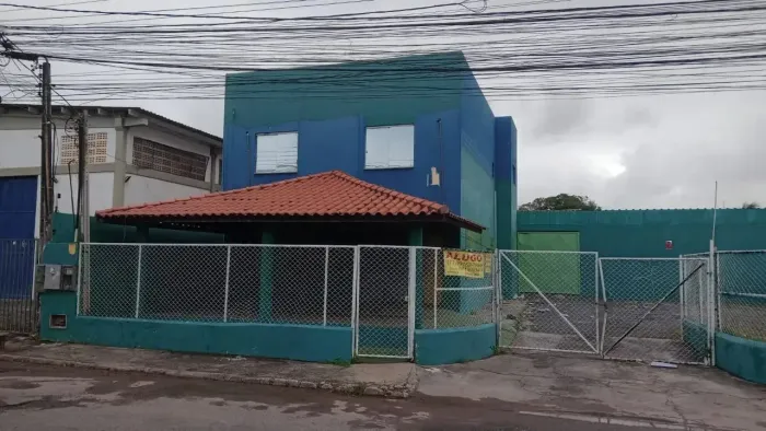 Oportunidade em Lauro de Freitas  Loja Ampla para Aluguel