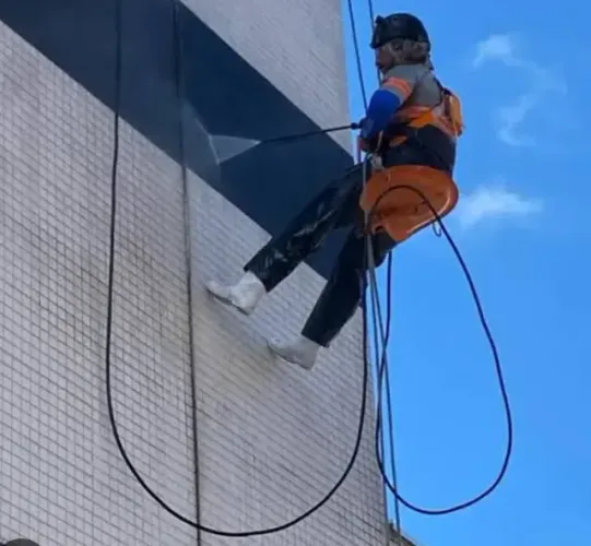 Vitalização de fachada