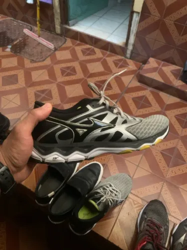 Tênis Mizuno Falcon 2 Cinza