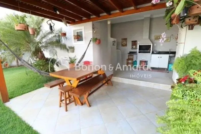 Casa térrea à venda no Condomínio Terras do Fontanário, em Paulínia