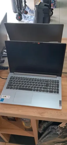 Lenovo Core i3