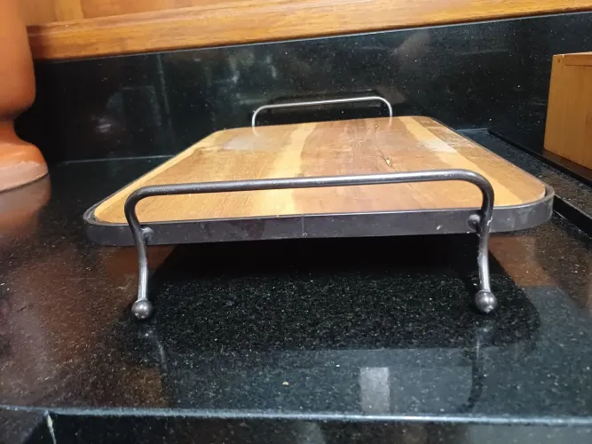 Bandeja de acácia Tok Stok