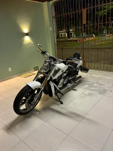 HARLEY-DAVIDSON V-ROD 1250CC