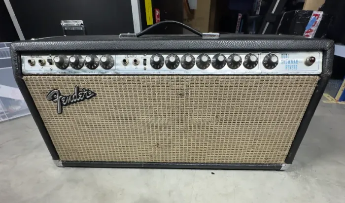Amplificador Fender Dual Showman Reverb