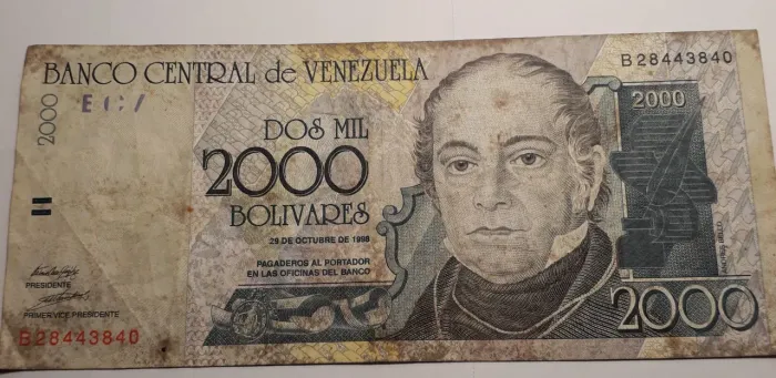 Cédula 2000 Dos Mil Bolivares.Venezuela.