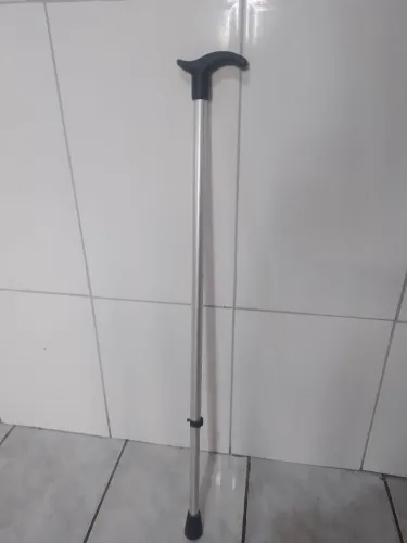Bengala de apoio para caminhada
