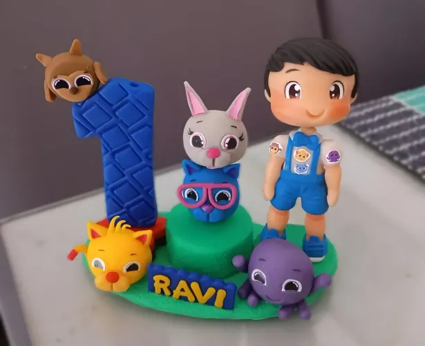 Vela em biscuit personalizada