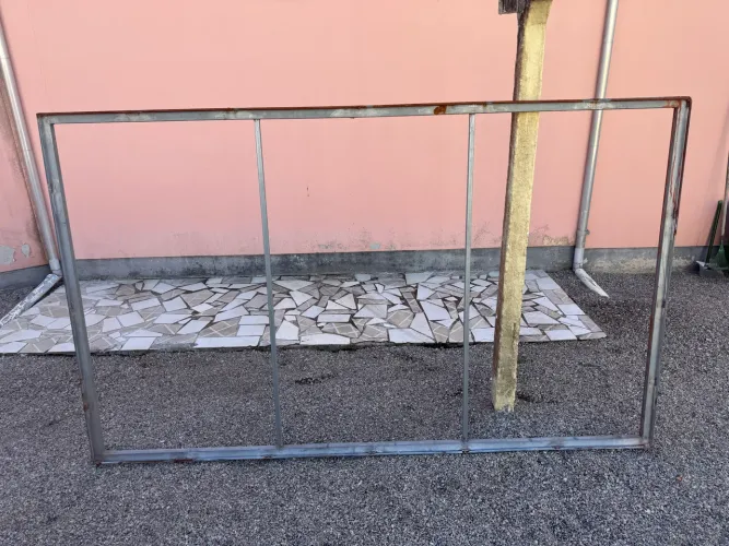 Estrutura para placa