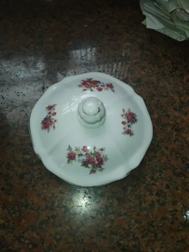 Sopeira de porcelana antiga