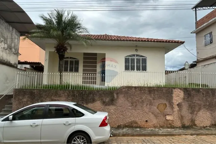 Casa - São José do Calçado