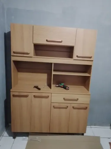 Armário Icaraí: Organização Inteligente com Design Sofisticado