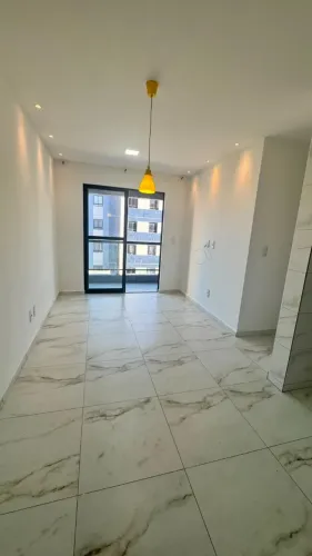 Apartamento com 2 quartos sendo 01 suíte - Bairro do Poço - Cabedelo